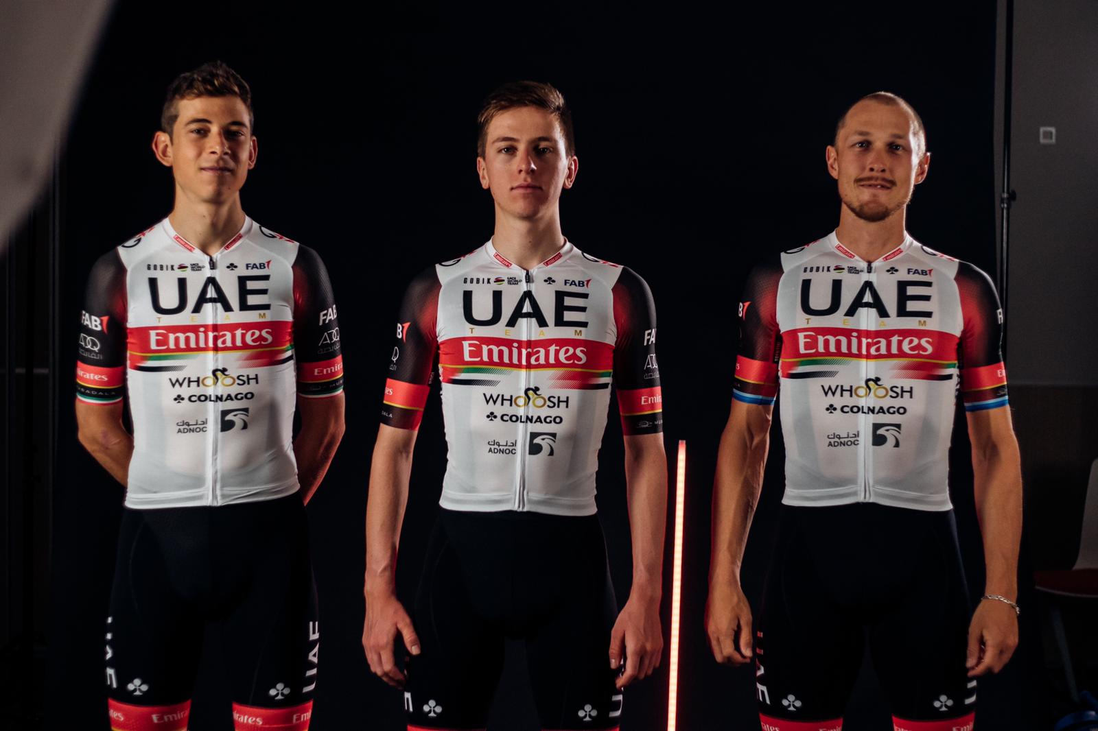 Explosieven ongeduldig overschrijving UAE Team Emirates present 2021 jersey - UAE team Emirates