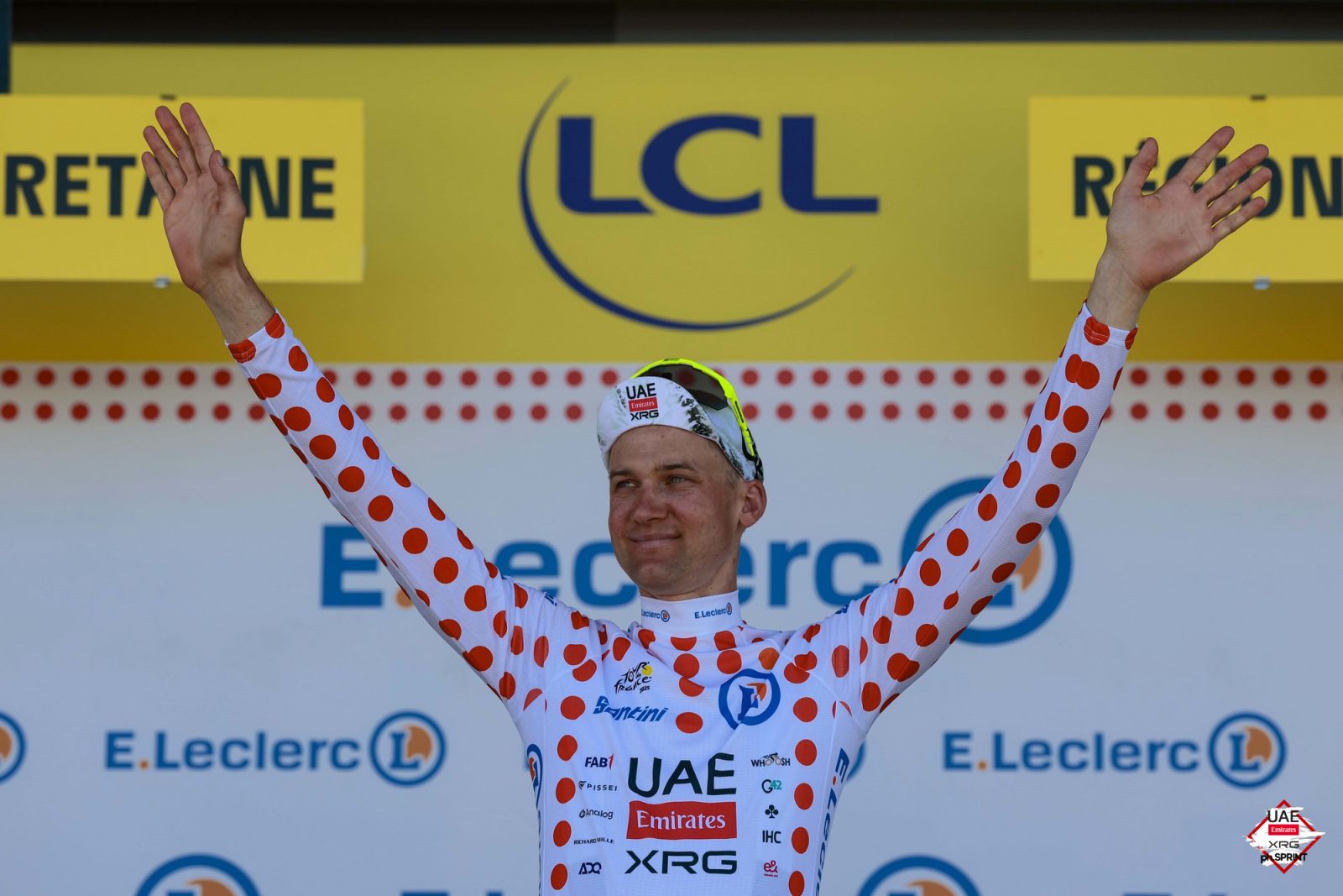 Tim Wellens continues to wear the KOM jersey