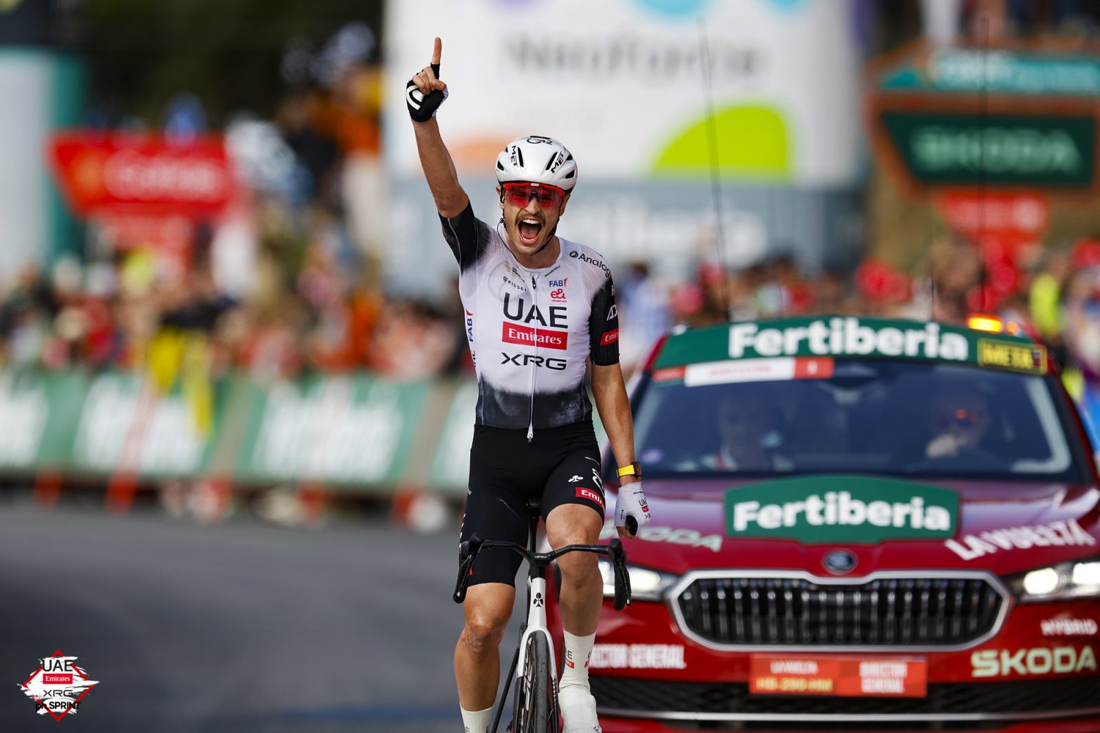Jay Vine celebrates his third career Vuelta a España stage win