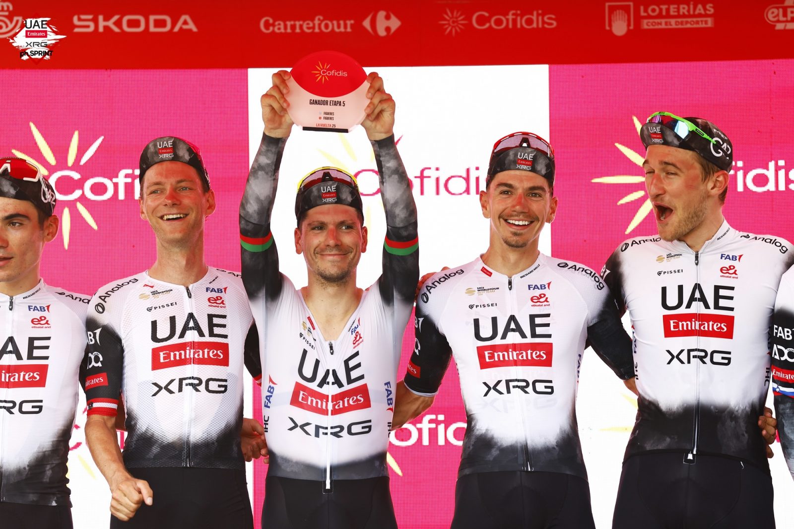 João Almeida celebrates a magnificent day for UAE Team Emirates-XRG