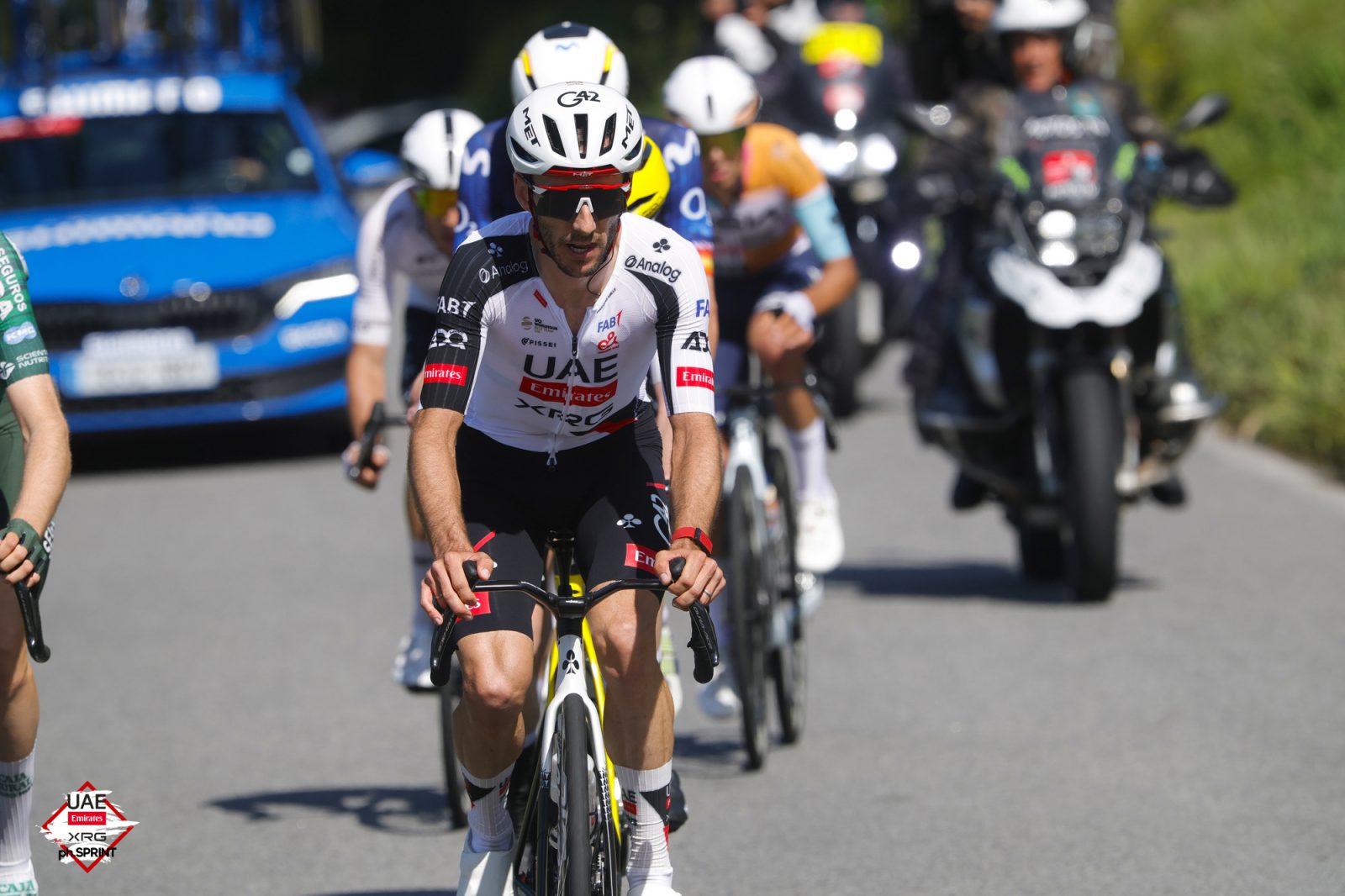 Adam Yates rode aggressively in stage 3 of O Gran Camiño