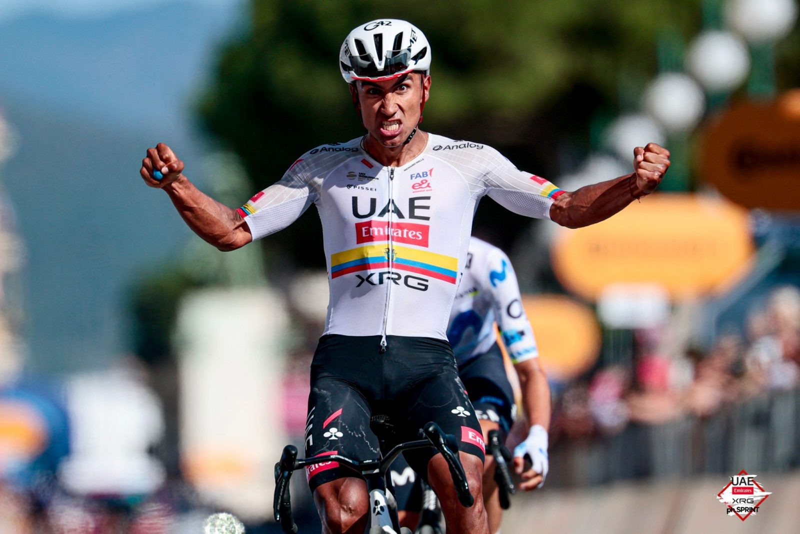 Jhonatan Narváez triumphs on stage 11 of the Giro d'Italia