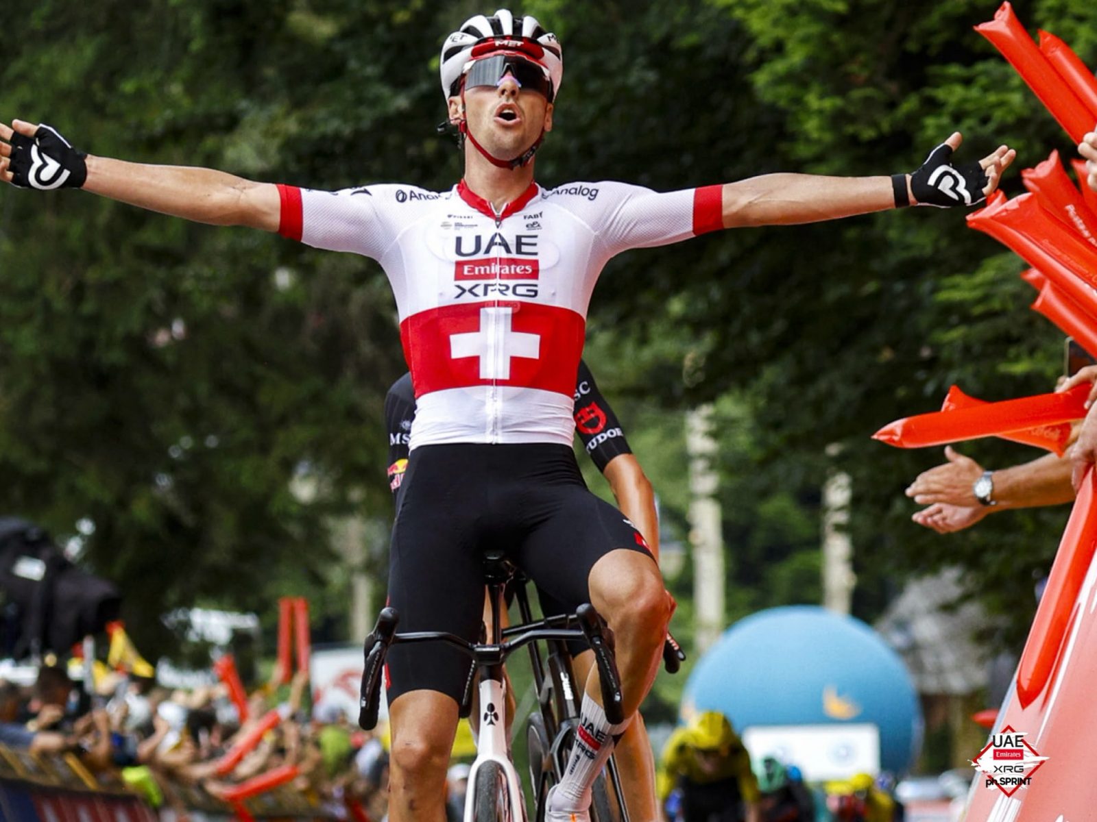 Christen triumphs in his national champion's jersey